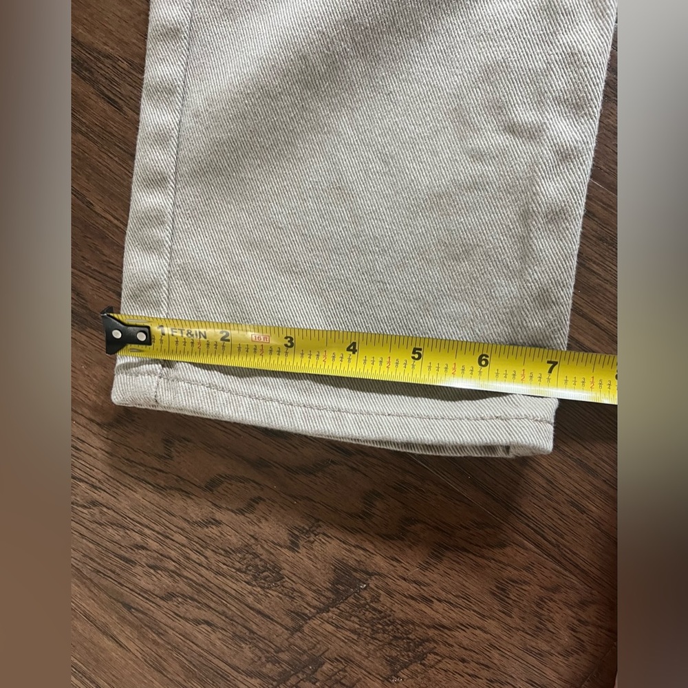 •vintage lawman world class jean  
•light khaki
•gold and silver button accents